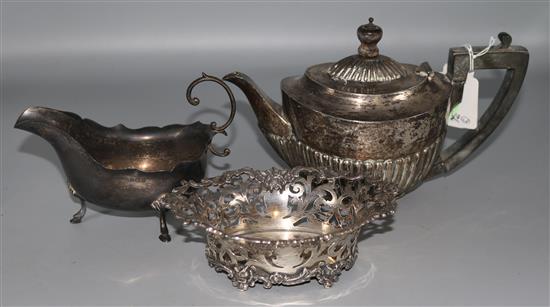 Silver teapot, sauce boat & silver basket